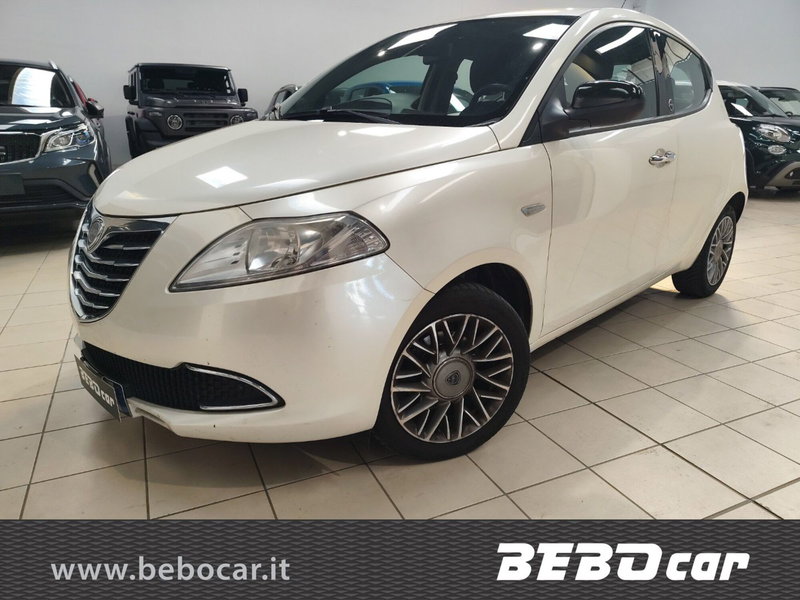 Lancia Ypsilon 1.2 69 CV 5 porte GPL Ecochic Gold del 2012 usata a Collegno