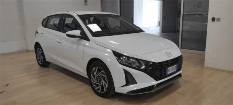 Hyundai i20 1.0 t-gdi Connectline 90cv mt nuova a Bari