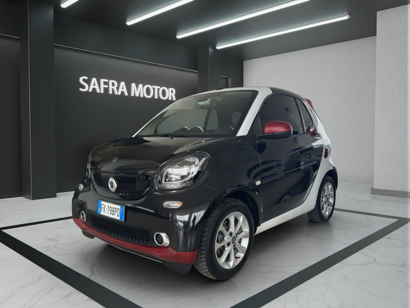 smart Fortwo Cabrio 70 1.0 twinamic cabrio Passion del 2017 usata a Rende