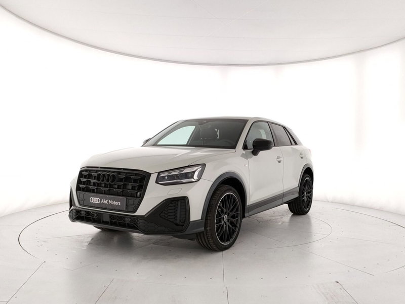 Audi Q2 35 2.0 tdi S line edition s-tronic del 2025 usata a Pozzuoli