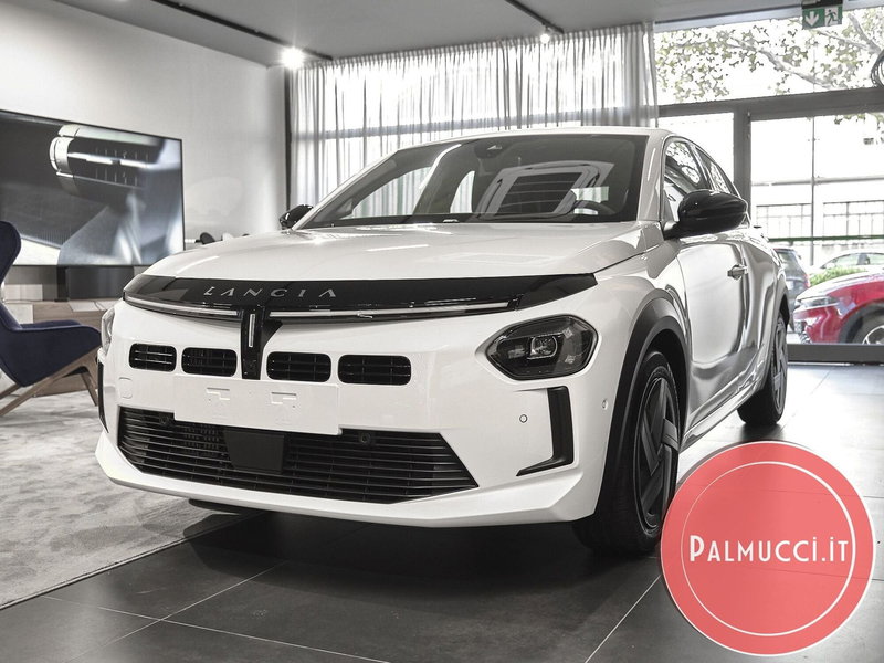 Lancia Ypsilon 100 nuova a Prato