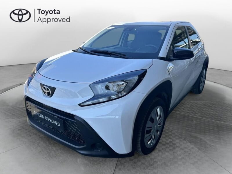 Toyota Aygo X 1.0 VVT-i 72 CV 5 porte Limited S-CVT del 2022 usata a Treviglio