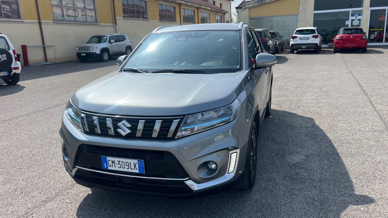 Suzuki Vitara 1.4 Hybrid 4WD AllGrip Easy Top del 2023 usata a Tortona