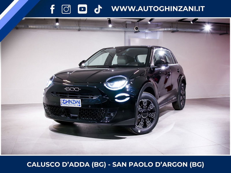 Fiat 600 1.2 hybrid Icon 110cv auto nuova a Calusco d'Adda