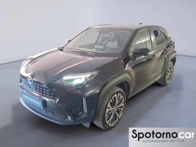 Toyota Yaris Cross 1.5 Hybrid 5p. E-CVT Lounge del 2021 usata a Milano