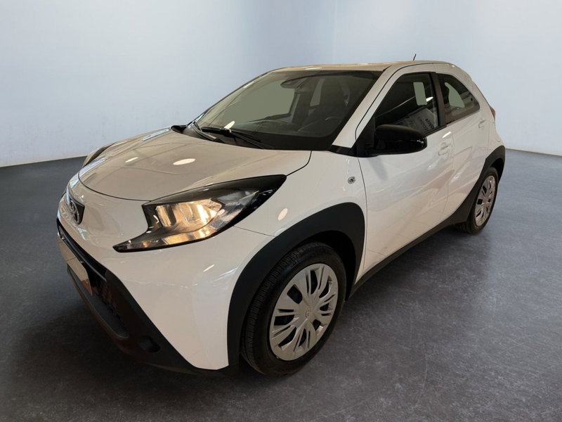 Toyota Aygo X 1.0 Active 72cv del 2025 usata a Modena
