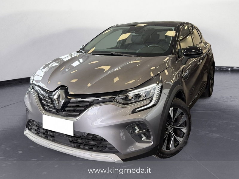 Renault Captur Full Hybrid E-Tech 145 CV Techno del 2023 usata a Meda