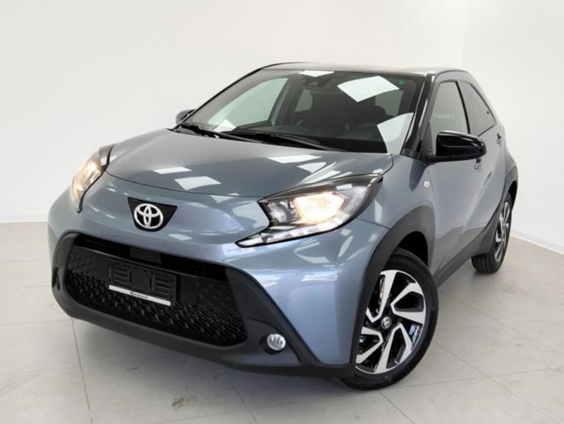 Toyota Aygo X 1.0 VVT-i 72 CV 5 porte Limited Air S-CVT nuova a Lurate Caccivio