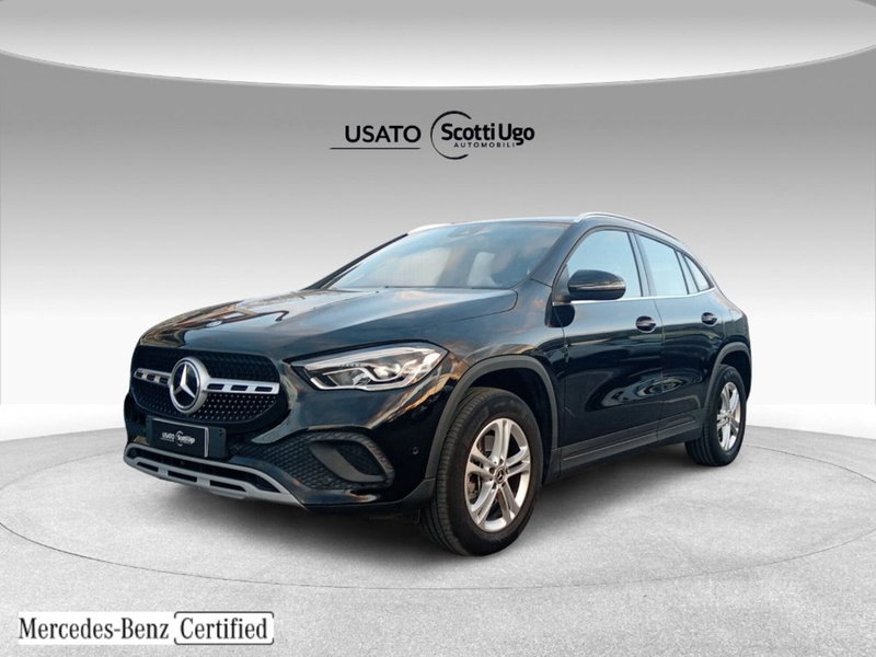 Mercedes-Benz GLA SUV 180 d Business Extra auto del 2023 usata a Castelfiorentino