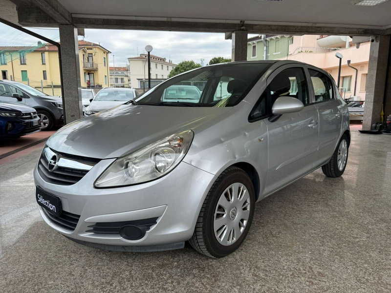 Opel Corsa 1.2 5 porte Club del 2008 usata a Desenzano del Garda