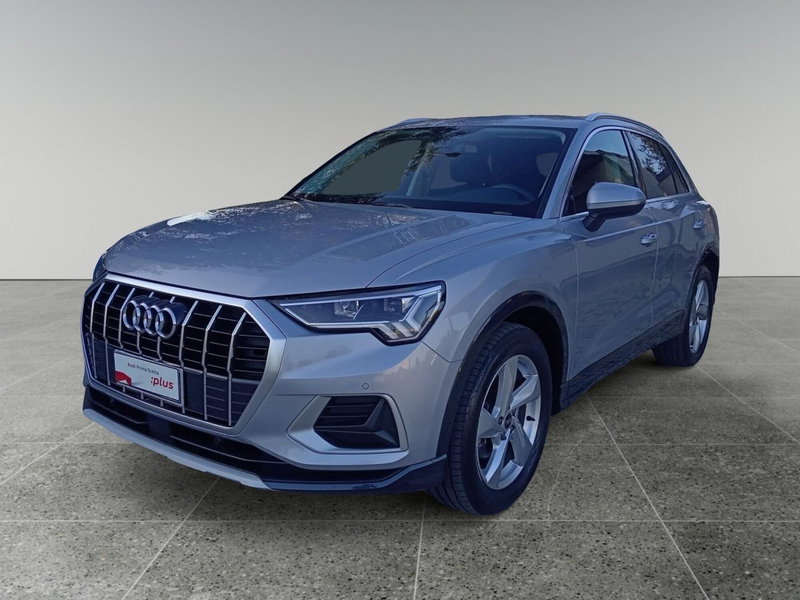 Audi Q3 35 TDI quattro S tronic Business Advanced del 2025 usata a Triggiano