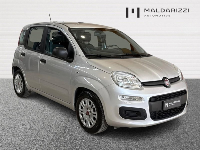 Fiat Panda 1.0 FireFly S&S Hybrid Easy del 2021 usata a Taranto