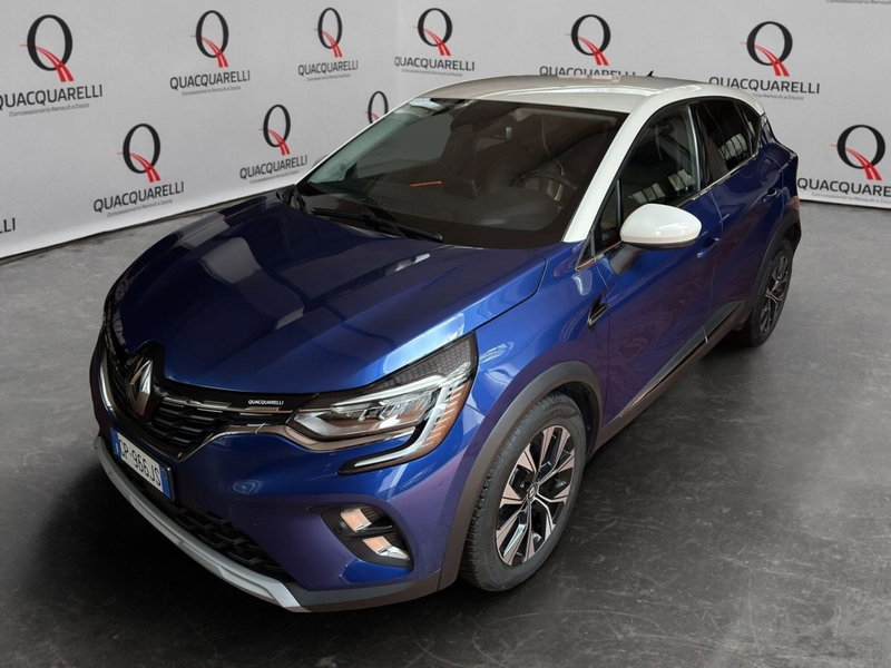 Renault Captur Full Hybrid E-Tech 145 CV Techno del 2023 usata a Milano