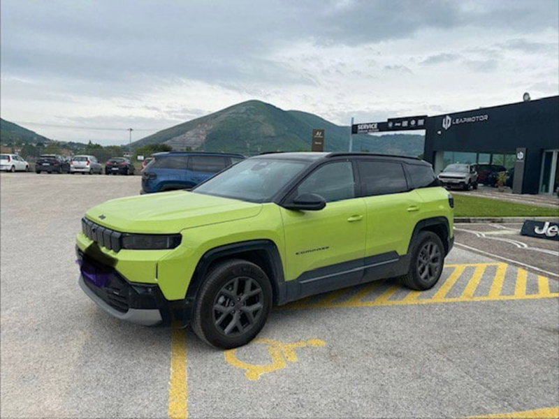 Jeep Compass 1.2 turbo e-hybrid mhev First Edition fwd 145cv edct6 del 2025 usata a Benevento