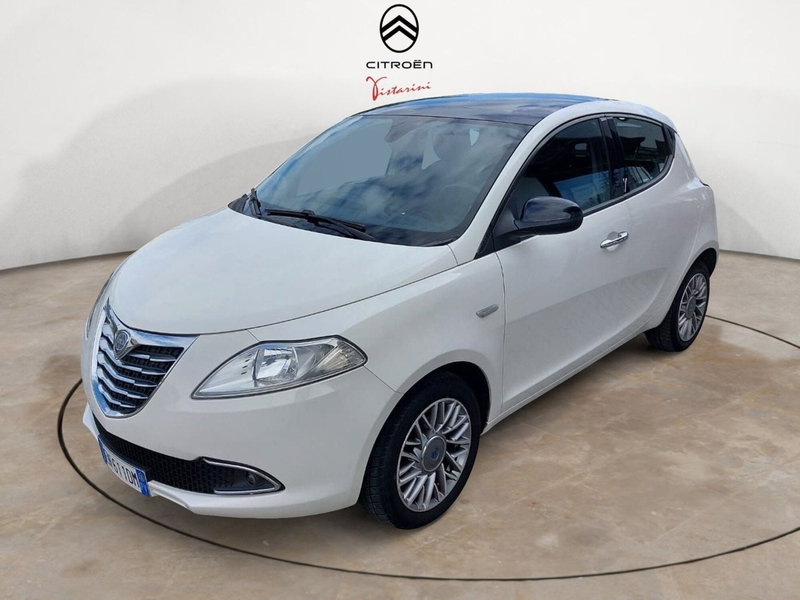 Lancia Ypsilon 1.3 MJT 16V 95 CV 5 porte S&S Silver del 2012 usata a Voghera