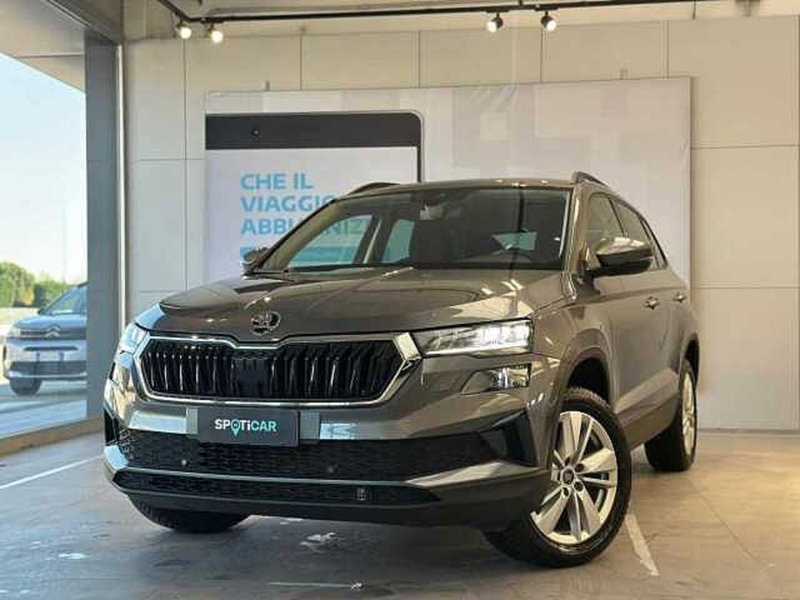 Skoda Karoq 1.0 tsi Executive 115cv del 2025 usata a Venezia