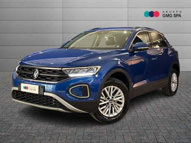 Volkswagen T-Roc 1.5 tsi Life dsg del 2024 usata a Prato