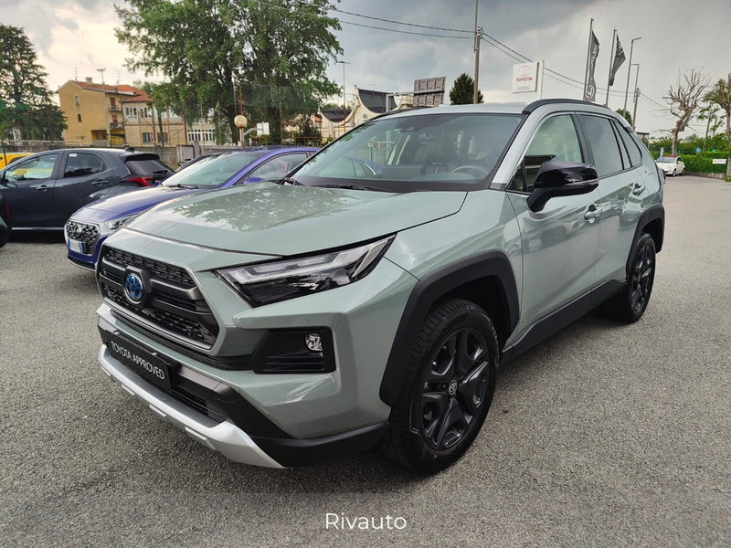 Toyota Rav4 vvt-ie h Adventure awd-i 222cv e-cvt del 2023 usata a Beregazzo con Figliaro
