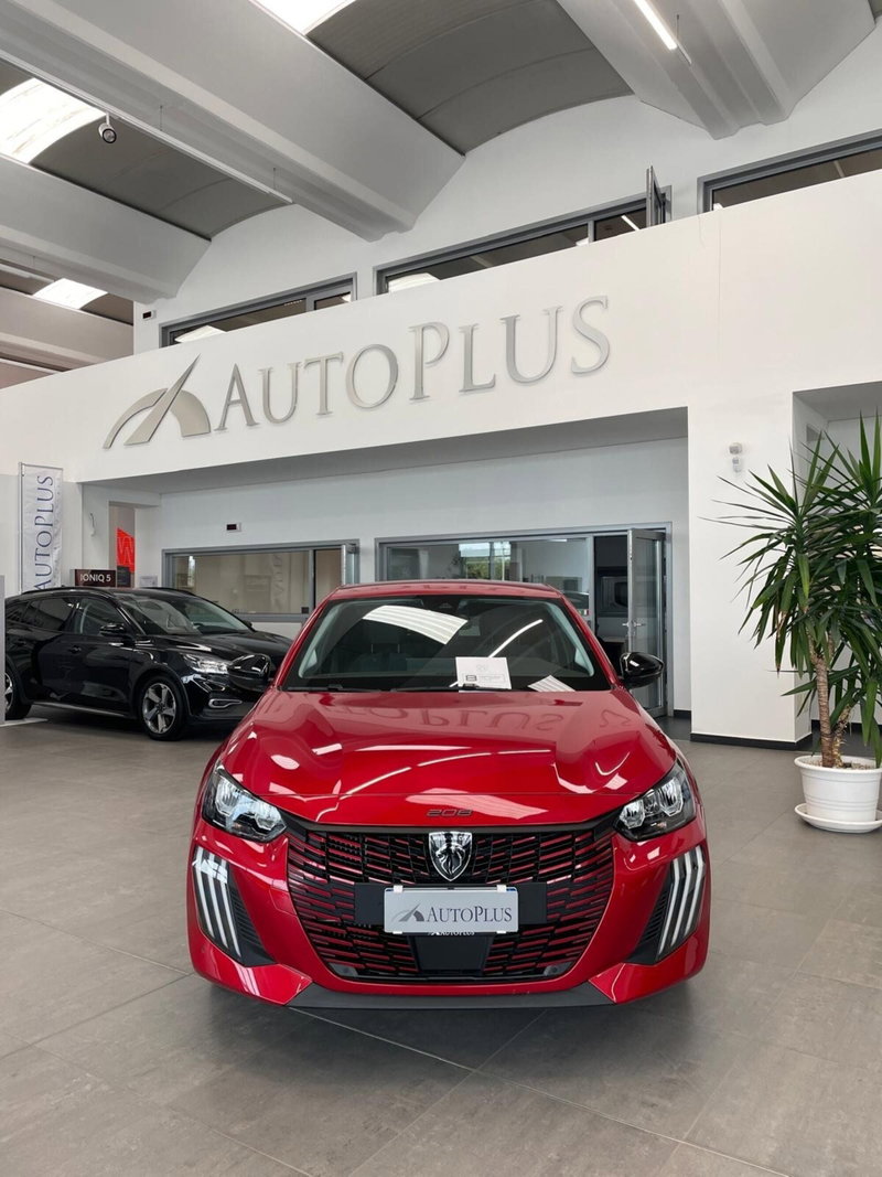 Peugeot 208 PureTech 100 Stop&Start 5 porte Allure nuova a Olbia