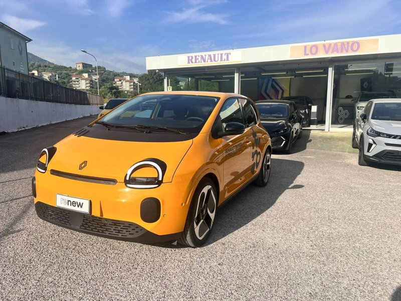 Renault Twingo 27,5kWh Techno urban range 80cv del 2026 usata a Sant'Agata di Militello