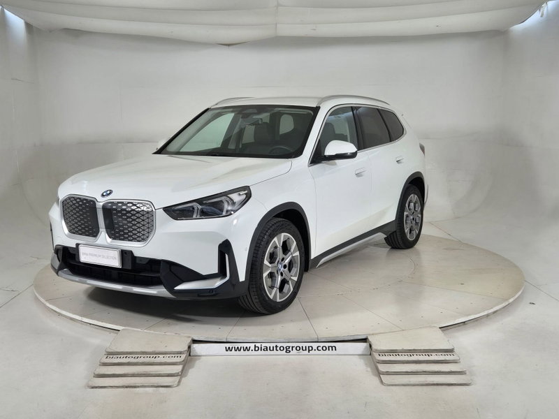 BMW X1 iX1 edrive 20 Limited Edition X-Line del 2025 usata a Torino