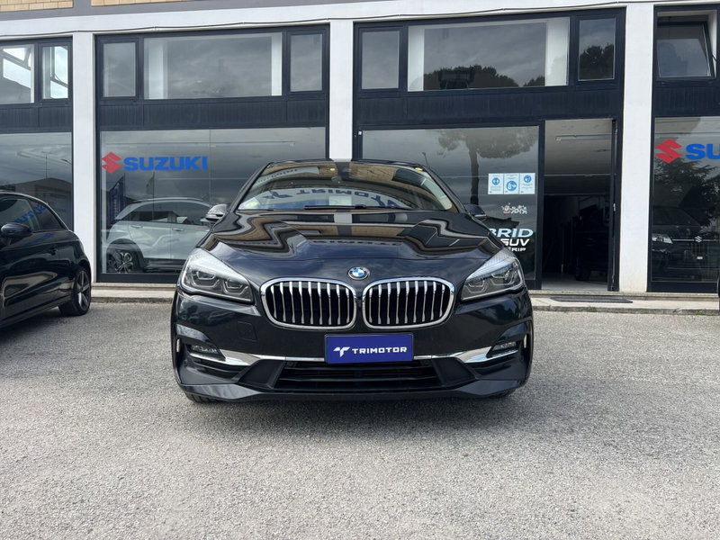 BMW Serie 2 Active Tourer 216d  Luxury del 2019 usata a Corropoli