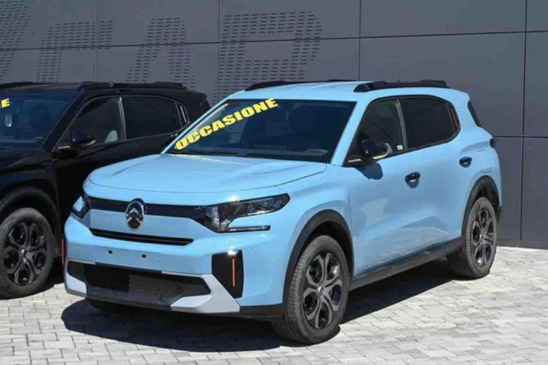 Citroen C3 Aircross 1.2 puretech turbo Plus 100cv del 2025 usata a Pianezza