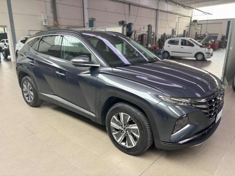 Hyundai Tucson 1.6 hev Xline 4wd auto del 2023 usata a Pesaro