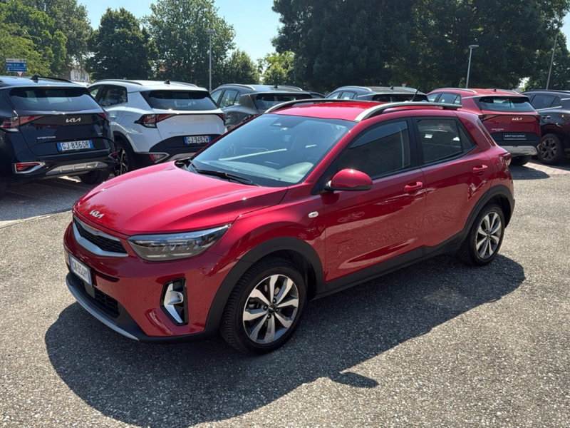 Kia Stonic 1.2 mpi Urban gpl 82cv del 2023 usata a Faenza