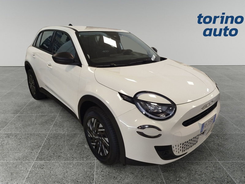 Fiat 600 1.2 hybrid 110cv auto nuova a Cherasco