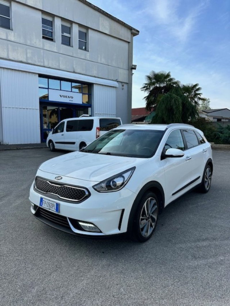 Kia Niro 1.6 GDi DCT HEV Style del 2018 usata a Novara