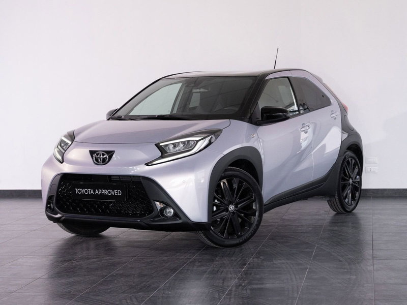 Toyota Aygo X 1.0 JBL Special Edition 72cv del 2025 usata a San Severo