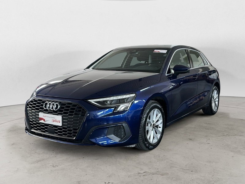 Audi A3 Sportback 30 TDI S tronic Business del 2023 usata a Pozzuoli