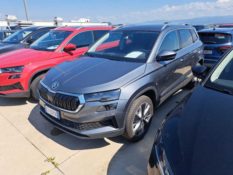 Skoda Karoq 2.0 tdi Selection 150cv dsg nuova a Cagliari