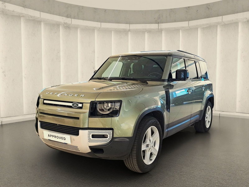 Land Rover Defender 110 3.0d i6 mhev X-Dynamic SE awd 250cv auto del 2022 usata a San Martino Siccomario