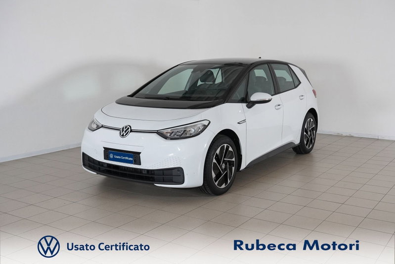 Volkswagen ID.3 Pro Performance del 2023 usata a Citta' della Pieve