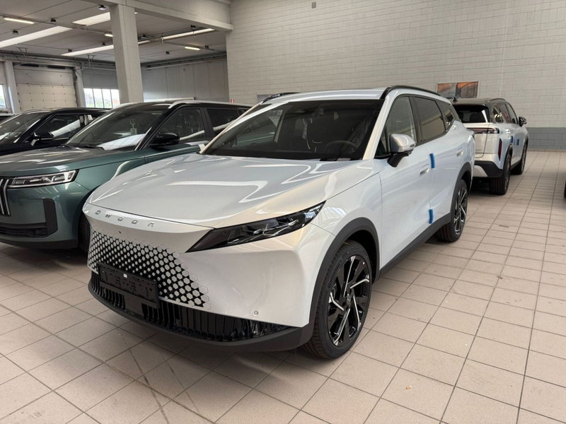Omoda Omoda 7 SHS-P 1.5 tgdi phev Premium nuova a Seregno