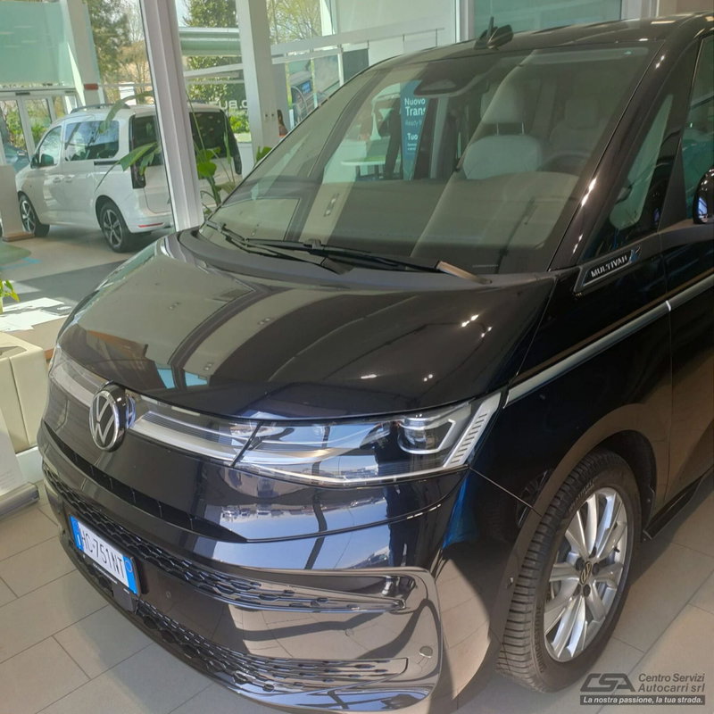 Volkswagen Multivan Lungo 2.0 tdi Style 150cv dsg 7p.ti nuova a Anzola dell'Emilia