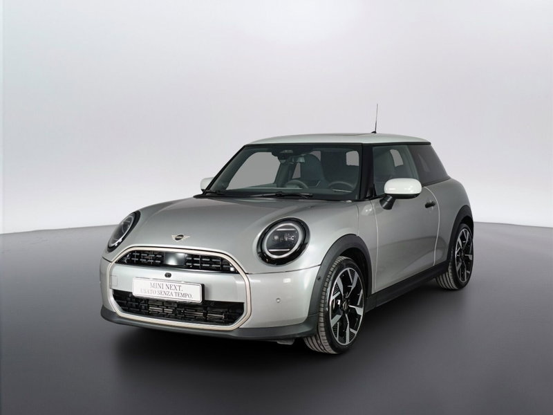 MINI Mini 3p 1.5 C Favoured auto del 2025 usata a San Benedetto del Tronto