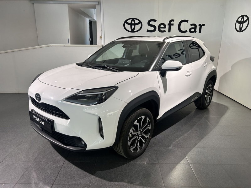 Toyota Yaris Cross 1.5 Hybrid 5p. E-CVT Trend nuova a Milano