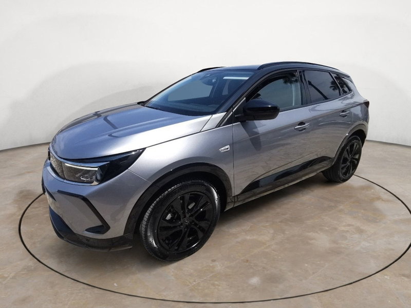 Opel Grandland 1.5 ecotec GS s&s 130cv at8 del 2023 usata a Brindisi