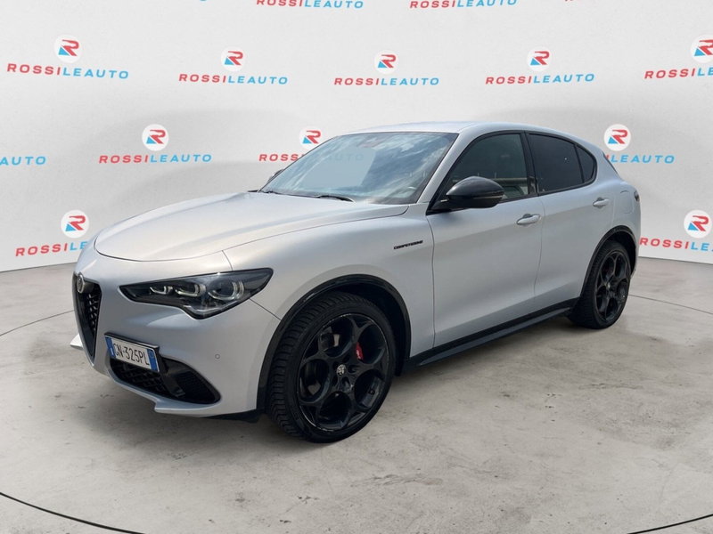 Alfa Romeo Stelvio 2.2 t Intensa Q4 210cv auto del 2023 usata a Massa