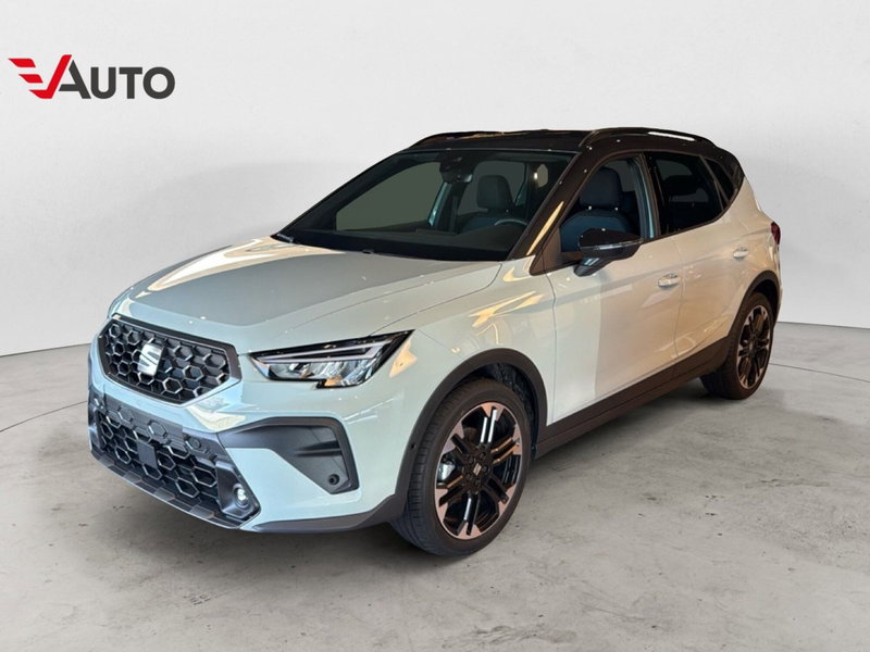 SEAT Arona 1.0 EcoTSI Black Edition nuova a Cameri