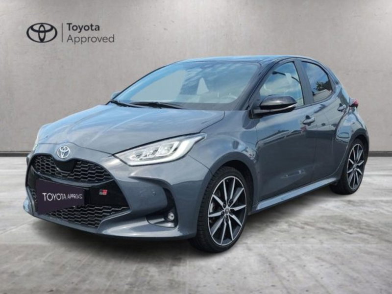 Toyota Yaris Cross 1.5h GR Sport Black Sky fwd 116cv e-cvt nuova a Roma