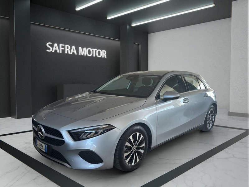 Mercedes-Benz Classe A 180 d Advanced auto del 2025 usata a Rende