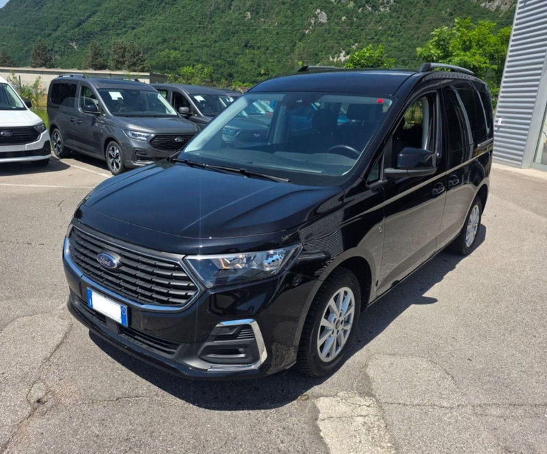 Ford Tourneo Connect 2.0 ecoblue 102cv Plus del 2022 usata a Ponte nelle Alpi