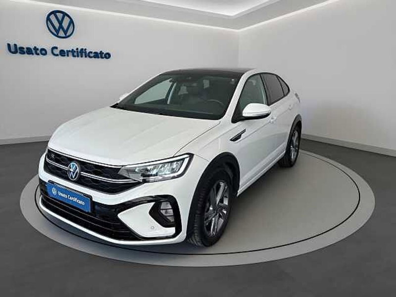 Volkswagen Taigo 1.0 TSI 110 CV DSG R-Line del 2022 usata a Roma
