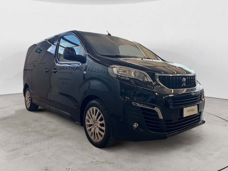 Peugeot Traveller BlueHDi 120 S&S Standard Allure del 2018 usata a Monopoli