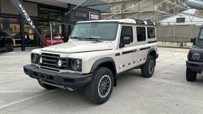 Ineos Grenadier Grenadier Utility Wagon 3.0 twin-turbo d 5p.ti auto N1 nuova a Pescara