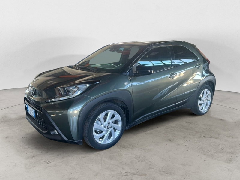 Toyota Aygo X 1.0 Trend 72cv del 2022 usata a Napoli